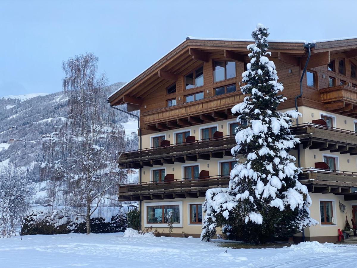 Pension Dorferwirt Bramberg am Wildkogel Εξωτερικό φωτογραφία